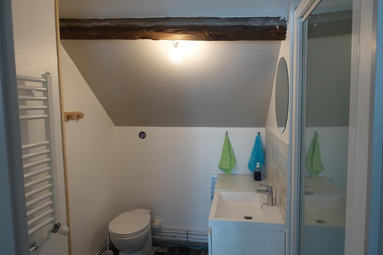 Tout Un 2Eme Etage A 300 Metres De La Mer, Chez L'Habitant ! Fécamp Kültér fotó